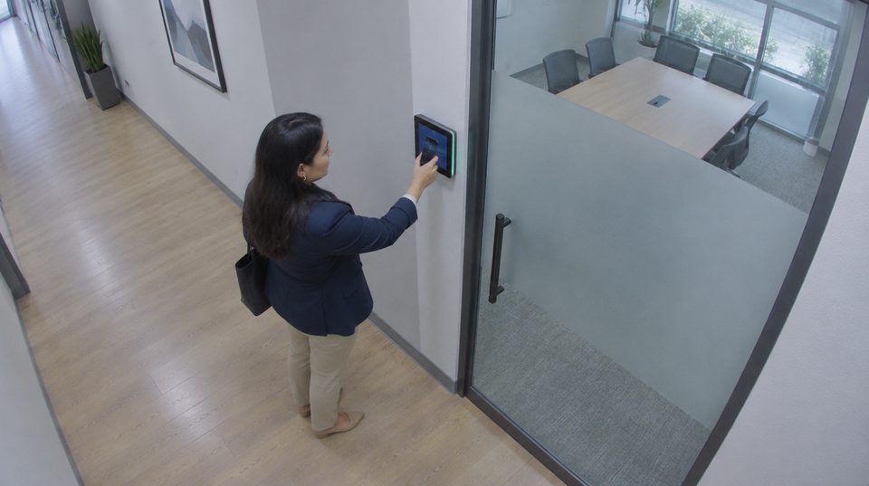 Imagen de la cámara del pasillo en el momento del check-in